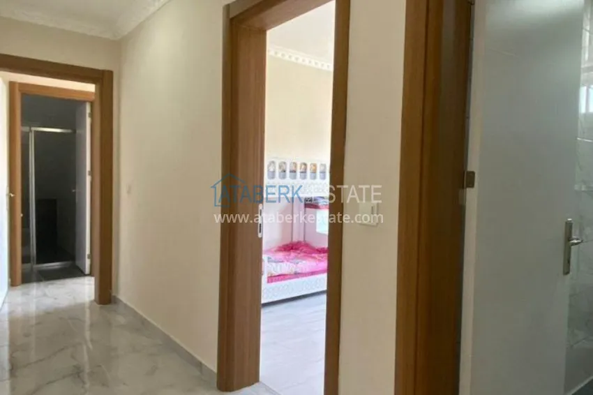Kupuj  Przestronny dwupoziomowy penthouse z 3 sypialniami i meblami w Gazipasa 5 