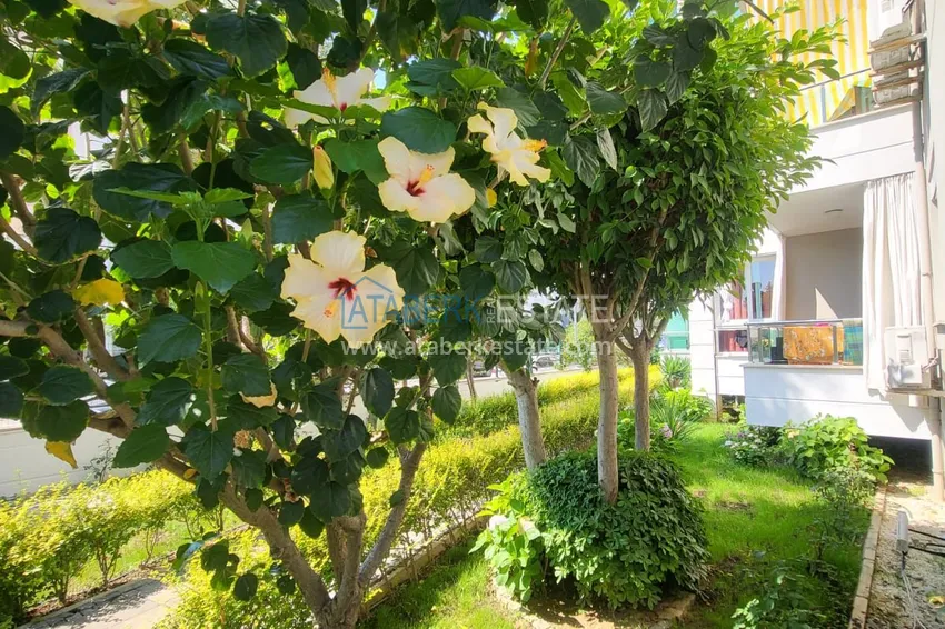 Kompaktowy apartament pod klucz z przeszklonym balkonem 400 metrów od morza - Alanya, dzielnica Oba 5 