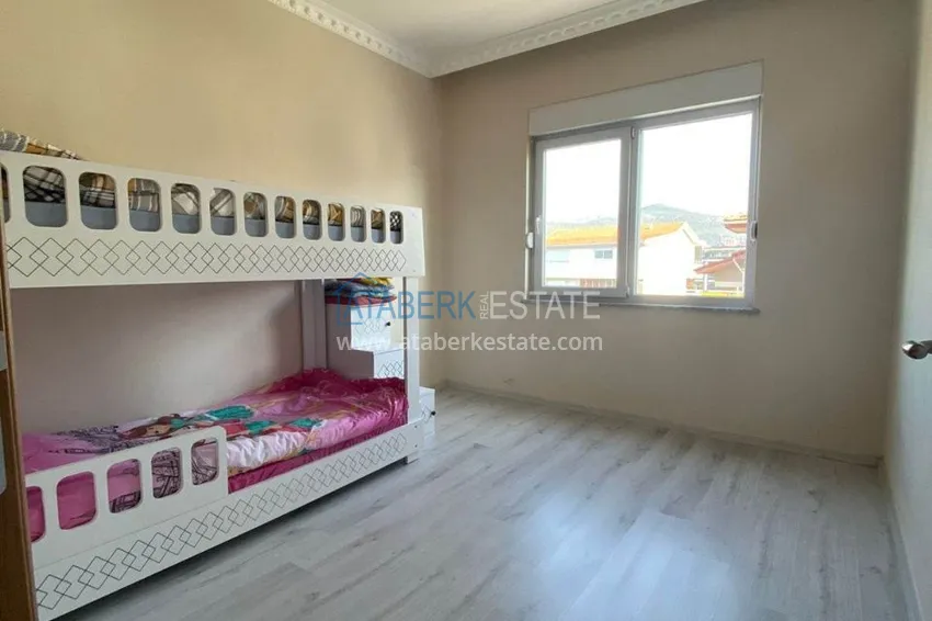 Kupuj  Przestronny dwupoziomowy penthouse z 3 sypialniami i meblami w Gazipasa 8 