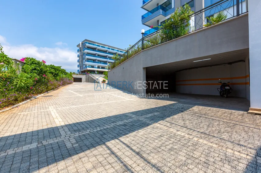 Kompaktowy penthouse 1+1 do wynajęcia w Kargicak z bezpośrednim widokiem na morze i góry C12 12 