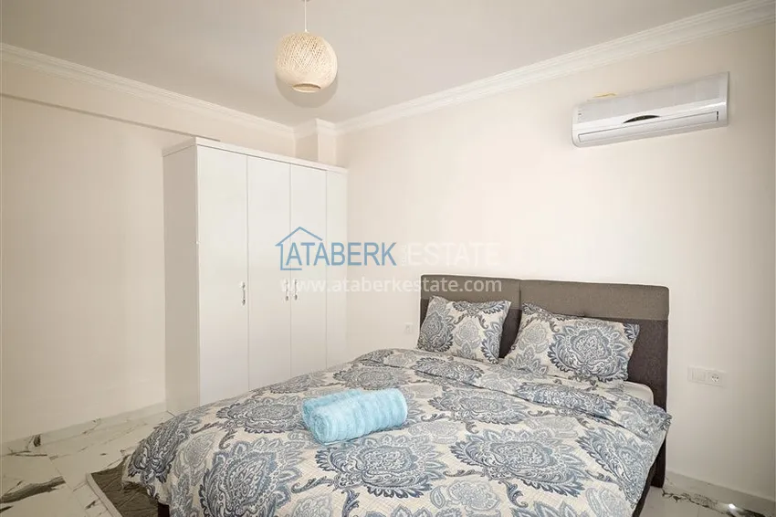 Kupuj  Odnowiony apartament 2+1 z nowymi meblami i widokiem na morze - centrum Alanyi, 1 wybrzeże, plaża Kleopatra 15 