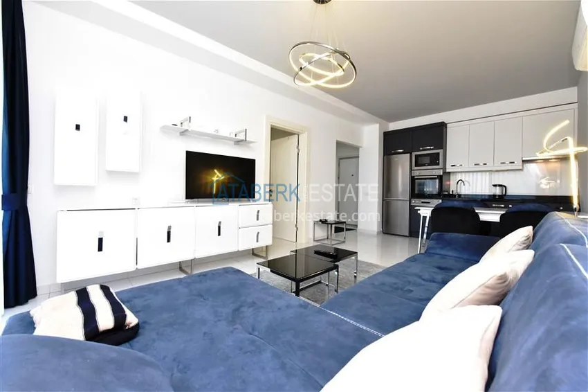 Kupuj  Kompaktowy penthouse 1+1 do wynajęcia w Kargicak z bezpośrednim widokiem na morze i góry C12 2 