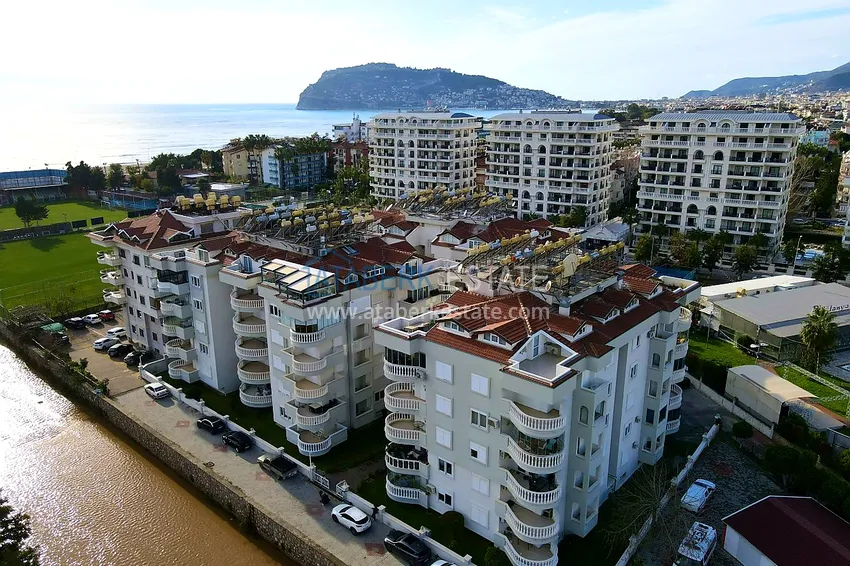 Odnowiony apartament 2+1 z nowymi meblami 200 metrów od morza — dzielnica Oba, Alanya 2