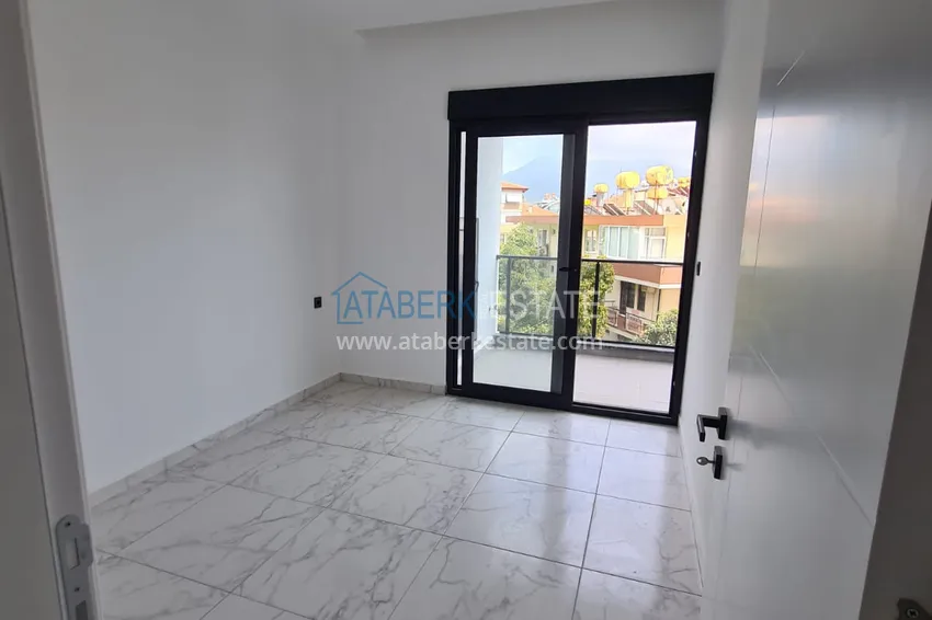 Kupuj  Pilna sprzedaż! Apartament 1+1 z widokiem na góry w nowym kompleksie — Alanya, dzielnica Oba 3 