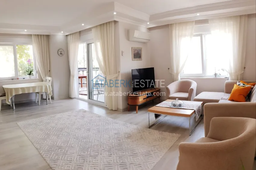 Kupuj Odnowiony apartament 2+1 z nowymi meblami 200 metrów od morza — dzielnica Oba, Alanya 3