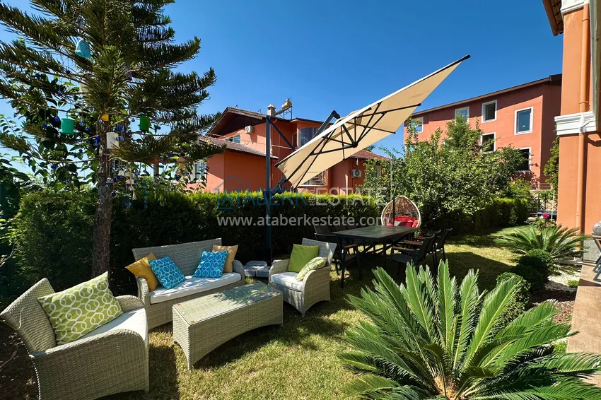Kupuj  Umeblowana willa triplex z nowoczesnymi wnętrzami w dzielnicy Alanya - Oba 1 