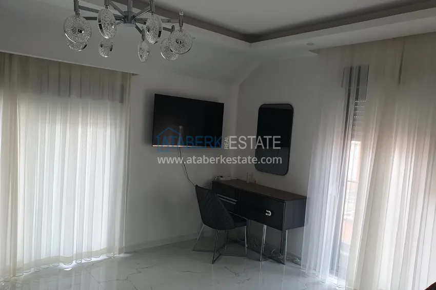Kupuj  Liniowy czteropokojowy penthouse z meblami w centrum Alanyi w wygodnym kompleksie  21 