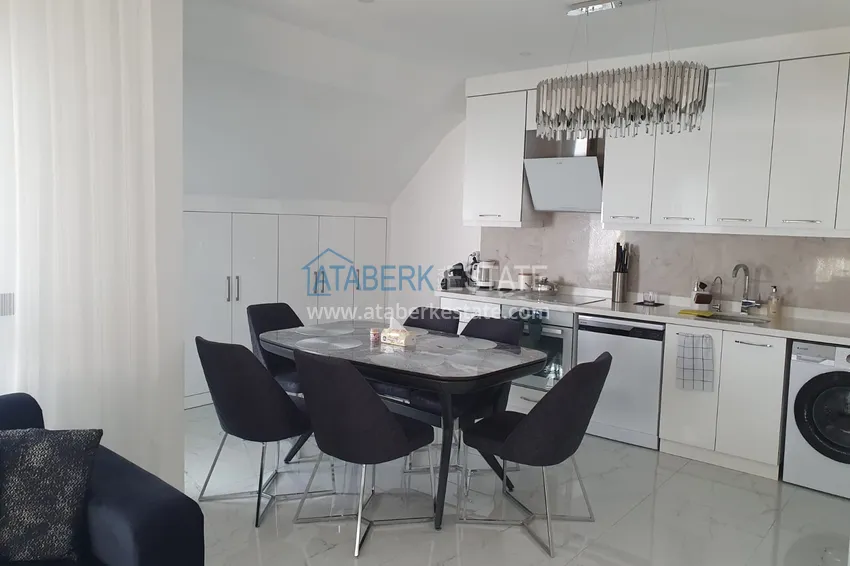 Kupuj  Liniowy czteropokojowy penthouse z meblami w centrum Alanyi w wygodnym kompleksie  5 