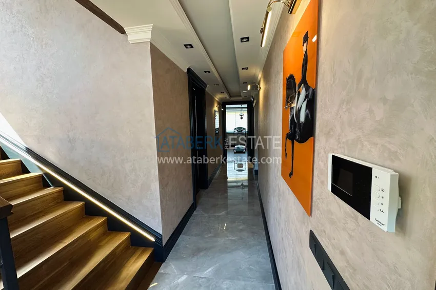 Kupuj  Umeblowana willa triplex z nowoczesnymi wnętrzami w dzielnicy Alanya - Oba 58 