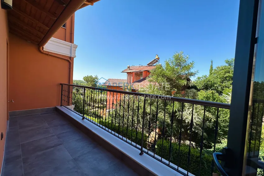 Kupuj  Umeblowana willa triplex z nowoczesnymi wnętrzami w dzielnicy Alanya - Oba 61 