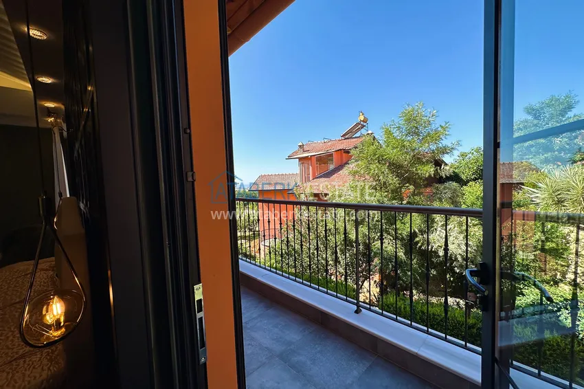 Kupuj  Umeblowana willa triplex z nowoczesnymi wnętrzami w dzielnicy Alanya - Oba 62 
