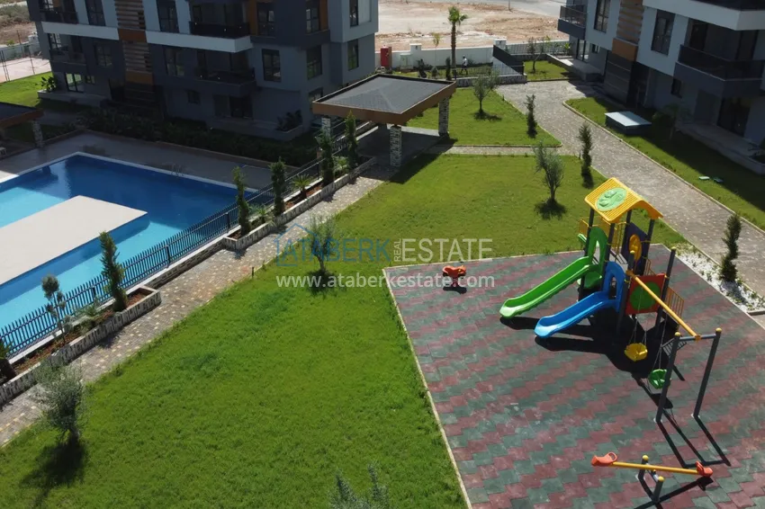 Nowy projekt inwestycyjny wielomieszkaniowego kompleksu mieszkaniowego w dzielnicy Antalya Kepez 5 