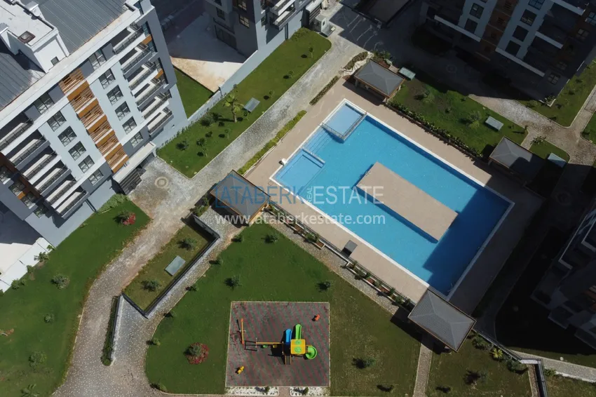 Nowy projekt inwestycyjny wielomieszkaniowego kompleksu mieszkaniowego w dzielnicy Antalya Kepez 6 