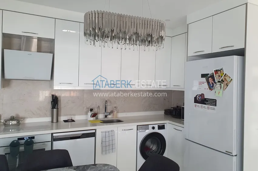 Kupuj  Liniowy czteropokojowy penthouse z meblami w centrum Alanyi w wygodnym kompleksie  8 