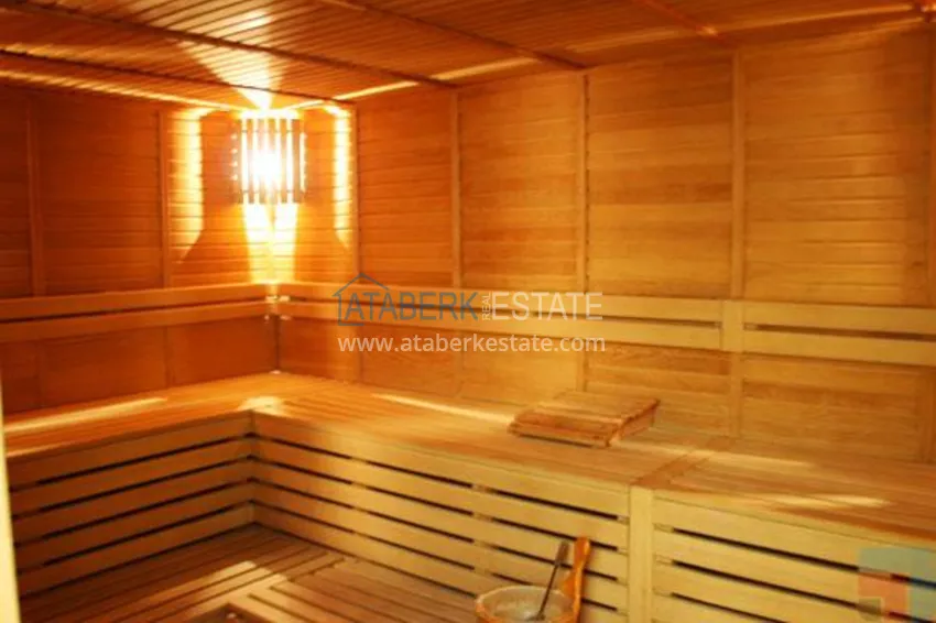 Panoramiczny apartament z dwiema sypialniami i meblami, przeszklony balkon w Mahmutlar 25 