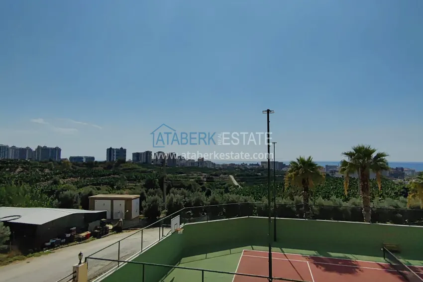 Kupuj  Panoramiczny apartament z dwiema sypialniami i meblami, przeszklony balkon w Mahmutlar 30 