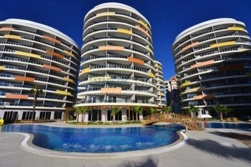 Apartament 1+1 z meblami i widokiem na morze w dzielnicy Cikcilli, Alanya 4 