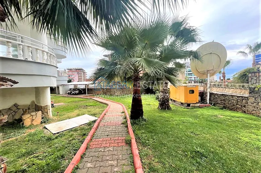 Umeblowany duplex z basenem na tarasie w Tosmur, Alanya 9 