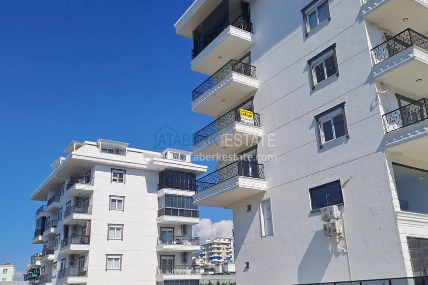 Apartament 1+1 z nowymi meblami i widokiem na morze w Alanyi, dzielnica Kargicak — 350 metrów od wybrzeża  5 