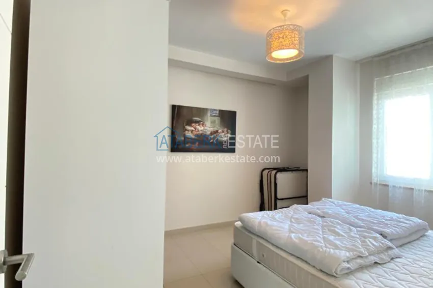 Kupuj  Dwupoziomowy penthouse 3+1 z meblami i przeszklonym balkonem w okolicy Oba. Nieruchomość na zezwolenie na pobyt  7 