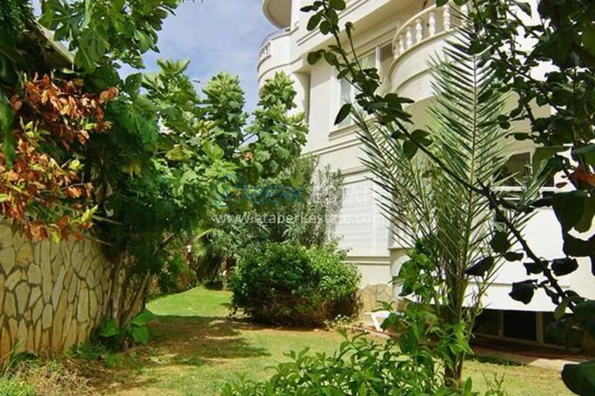 Umeblowany duplex z basenem na tarasie w Tosmur, Alanya 13 
