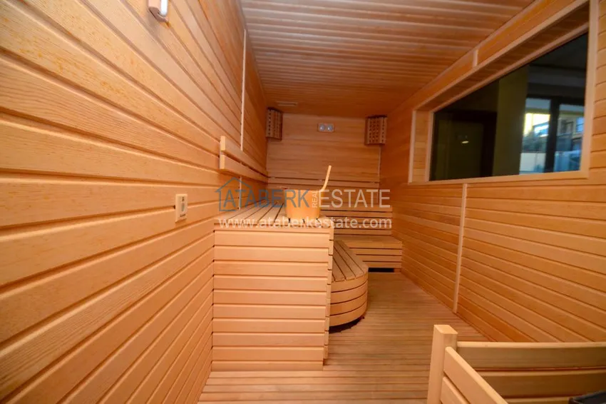 Umeblowany apartament 3+1 z przeszklonym balkonem i widokiem na góry - Centrum Alanya 8 
