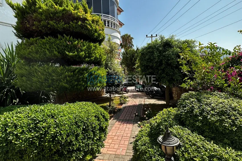 Umeblowany duplex z basenem na tarasie w Tosmur, Alanya 15 