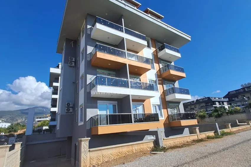 Umeblowany nowy apartament z meblami i widokiem na góry - dzielnica Oba, Alanya 1 