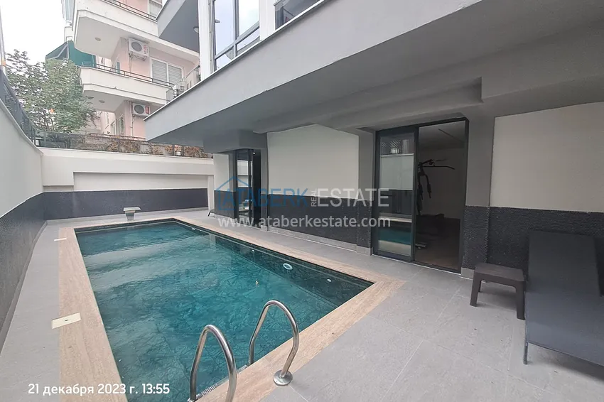 Dwupoziomowy penthouse w centrum Alanyi, Plaża Kleopatra 200 metrów 4 