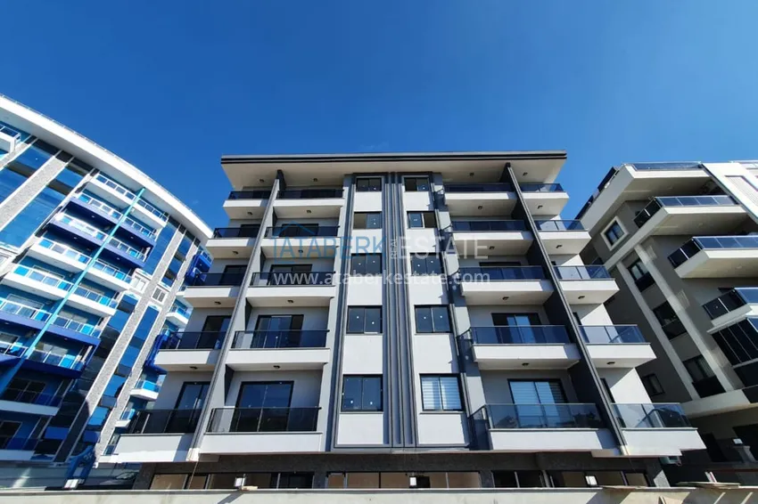 Jednopokojowy apartament z meblami w dzielnicy Mahmutlar, Alanya 3 