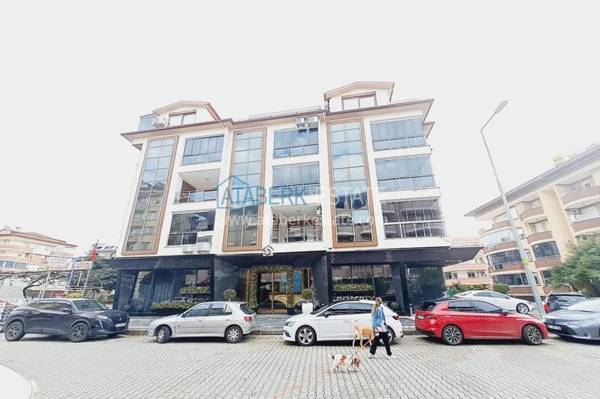 Apartament z jedną sypialnią z meblami i przeszklonym balkonem w Oba, Alanya 3 