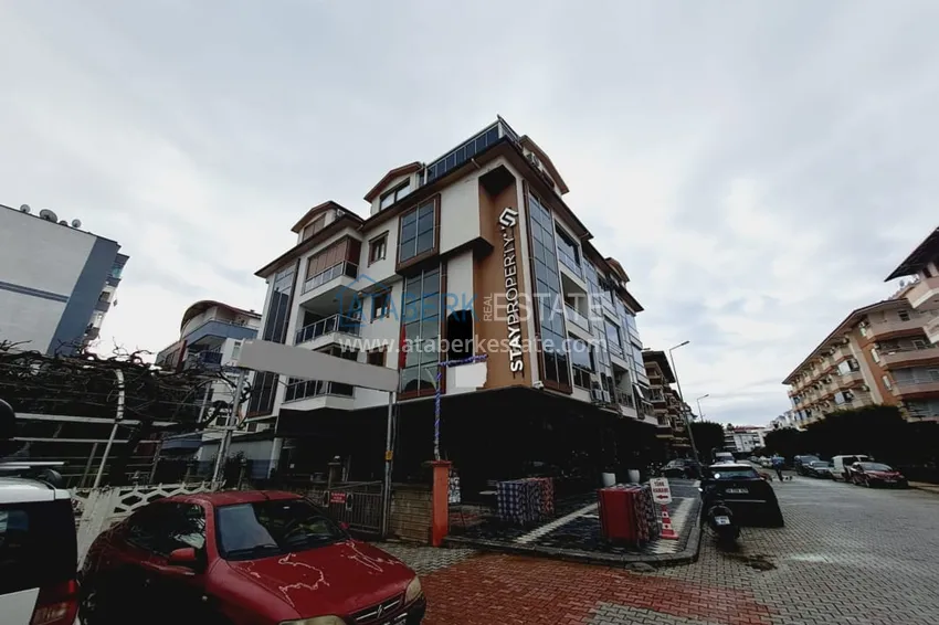 Apartament z jedną sypialnią z meblami i przeszklonym balkonem w Oba, Alanya 4 
