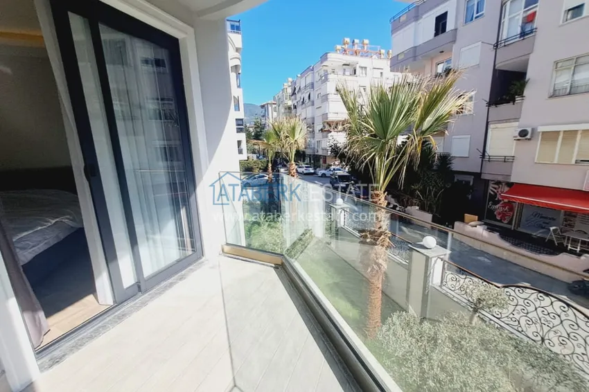 Kupuj  Kompaktowy apartament z jedną sypialnią przy plaży w centrum Alanyi — plaża Keykubat 12 