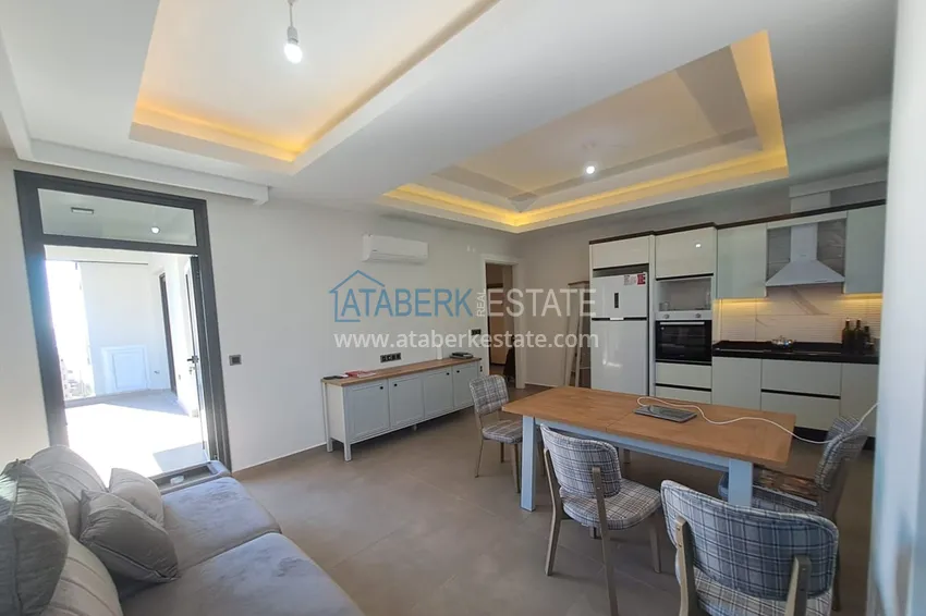 Kupuj  Umeblowany apartament z dwiema sypialniami 200 metrów od morza — Alanya, dzielnica Mahmutlar 2 