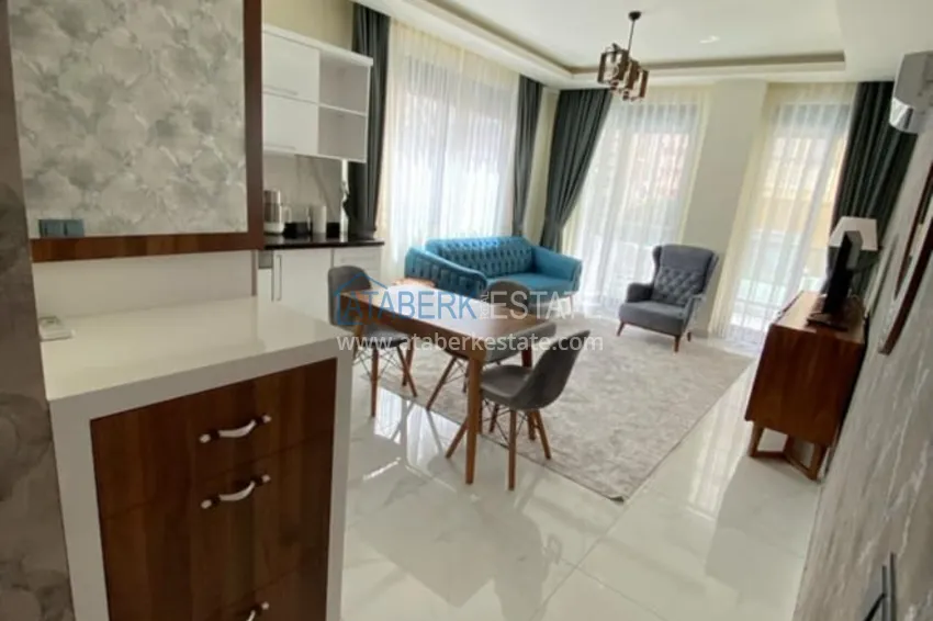 Kupuj Jednopokojowy apartament z nowoczesnym wnętrzem w centrum Alanyi — 400 metrów od plaży Kleopatra 2