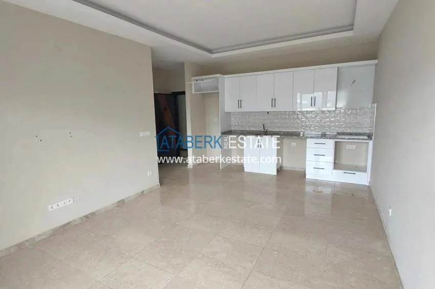 Kupuj  Gotowe mieszkanie 1+1 w nowym budynku — Alanya, dzielnica Kargicak 2 