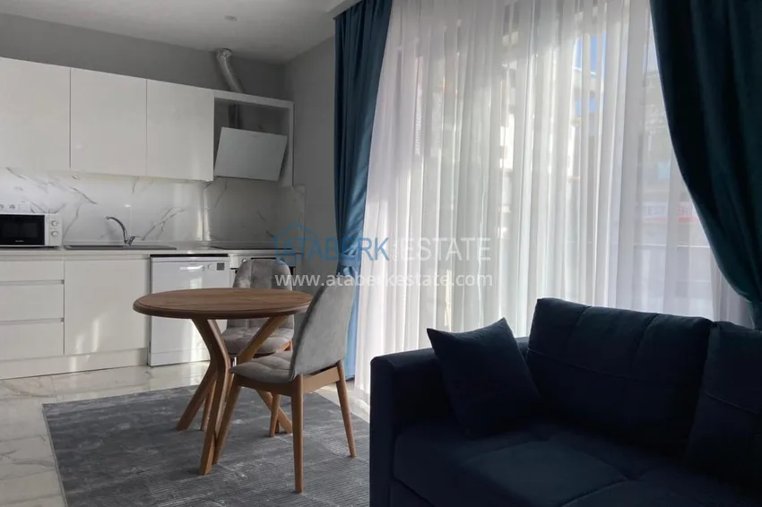 Kupuj  Umeblowany apartament typu studio w centrum Alanyi 250 metrów od morza 2 