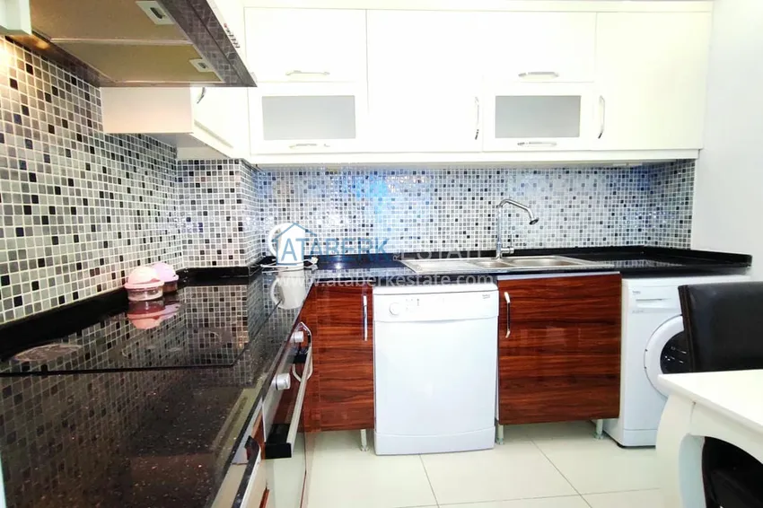 Kupuj  Apartament 1+1 z meblami i przeszklonym balkonem 450 metrów od morza — Mahmutlar, Alanya 11 