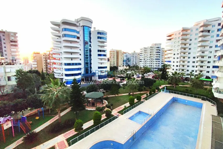Kupuj  Apartament 1+1 z meblami i przeszklonym balkonem 450 metrów od morza — Mahmutlar, Alanya 16 