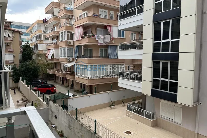 Kupuj  Umeblowany apartament z jedną sypialnią 300 metrów od morza - centrum Alanyi, plaża Kleopatra  18 