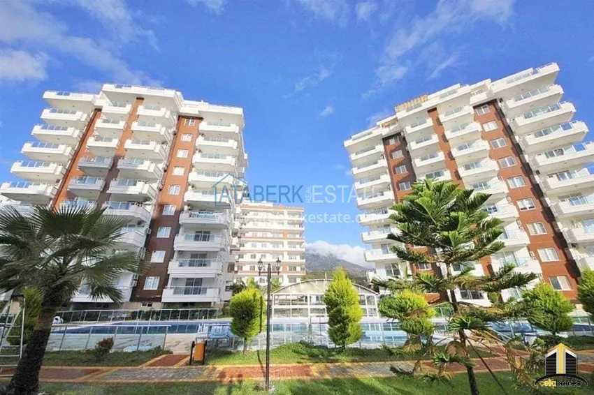 Apartament 1+1 z meblami i przeszklonym balkonem 450 metrów od morza — Mahmutlar, Alanya 3 