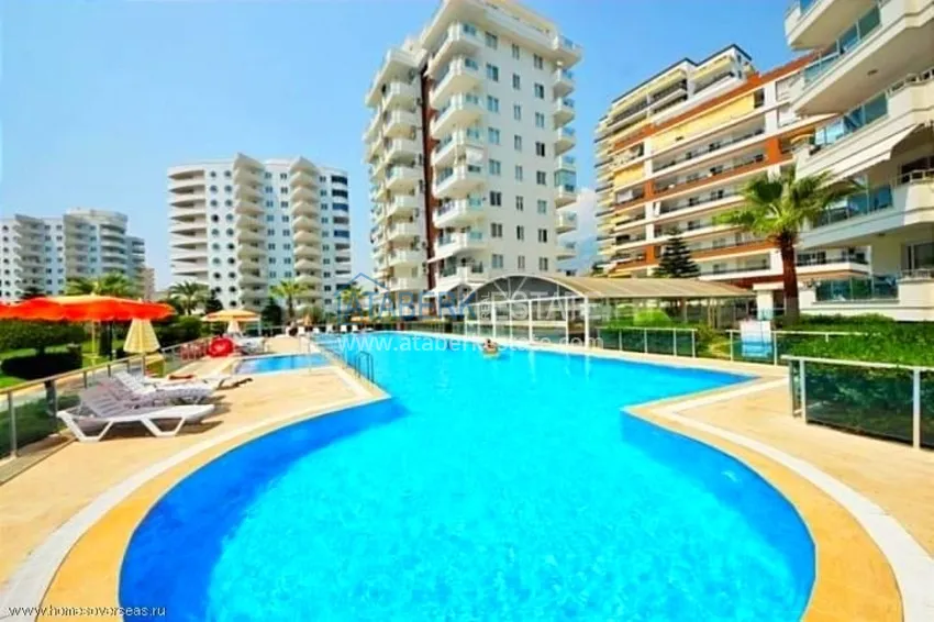 Apartament 1+1 z meblami i przeszklonym balkonem 450 metrów od morza — Mahmutlar, Alanya 4 