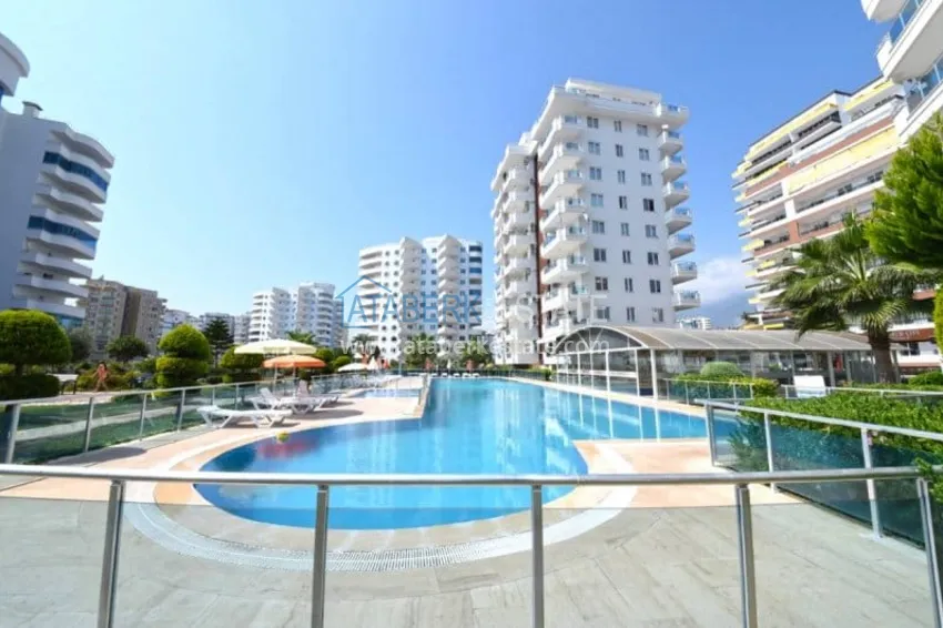 Apartament 1+1 z meblami i przeszklonym balkonem 450 metrów od morza — Mahmutlar, Alanya 5 