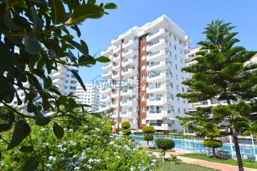 Apartament 1+1 z meblami i przeszklonym balkonem 450 metrów od morza — Mahmutlar, Alanya 8 