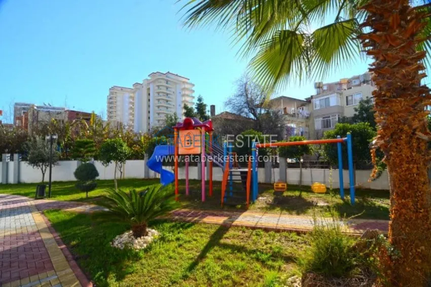 Apartament 1+1 z meblami i przeszklonym balkonem 450 metrów od morza — Mahmutlar, Alanya 9 