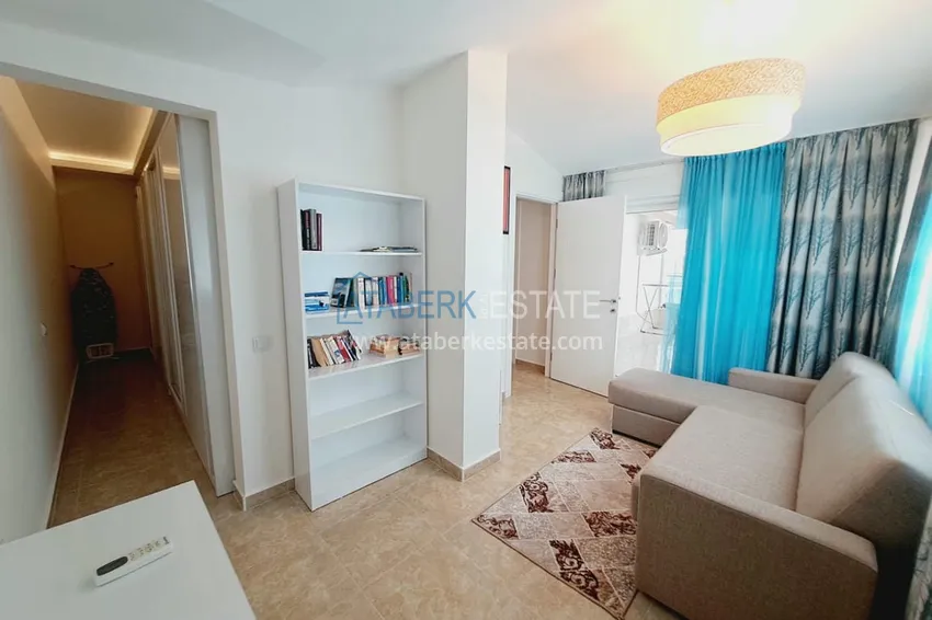 Kupuj  Umeblowane penthouse'y z przeszklonymi balkonami w centrum Alanyi - Plaża Kleopatra 12 