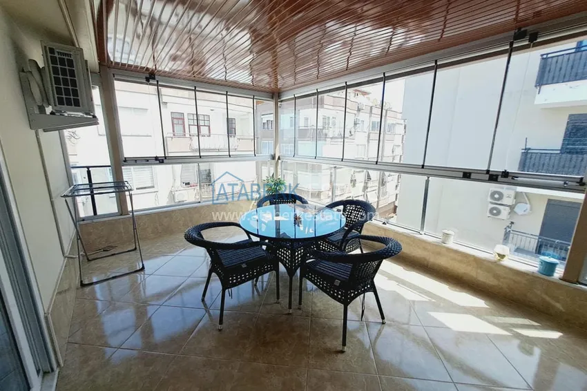 Kupuj  Umeblowane penthouse'y z przeszklonymi balkonami w centrum Alanyi - Plaża Kleopatra 14 