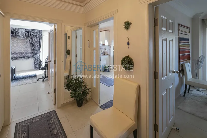 Kupuj  Apartament 2+1 z meblami, przeszklonym balkonem i widokiem na morze, centrum Alanya 1 