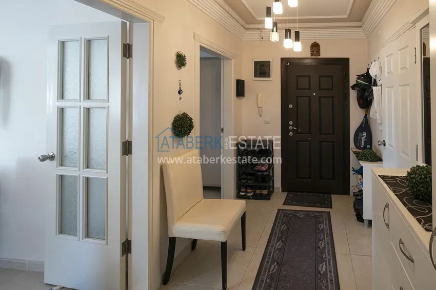 Kupuj  Apartament 2+1 z meblami, przeszklonym balkonem i widokiem na morze, centrum Alanya 2 