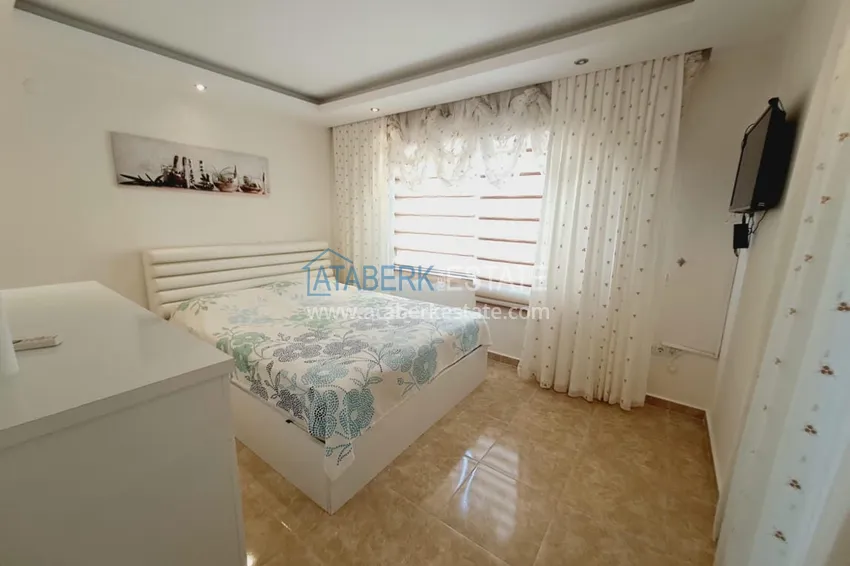 Kupuj  Umeblowane penthouse'y z przeszklonymi balkonami w centrum Alanyi - Plaża Kleopatra 6 